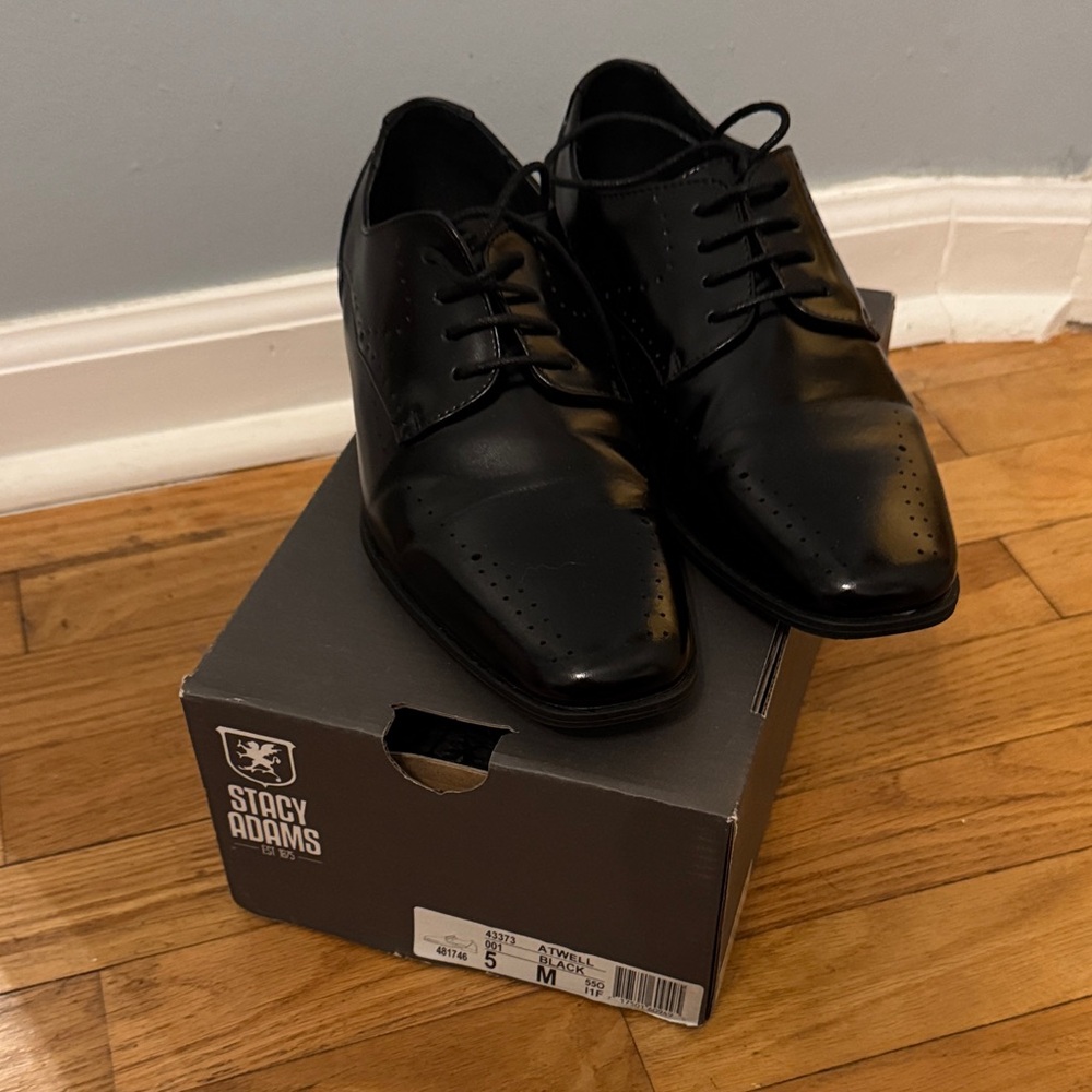 Stacy Adams Classic Black Oxfords for Men